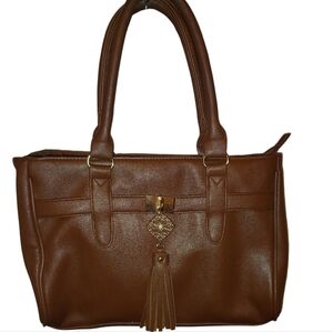 Elegant Brown Leather Shoulder Bag